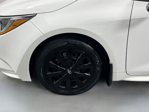 Used 2025 Toyota Corolla LE image 13