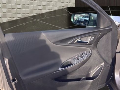 Used 2024 Chevrolet Malibu LT image 12