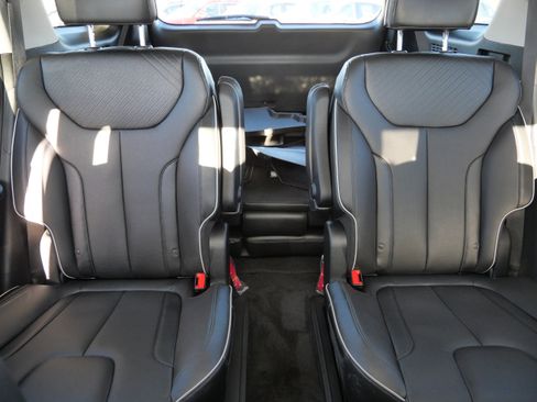 Used 2025 Hyundai Palisade XRT image 13