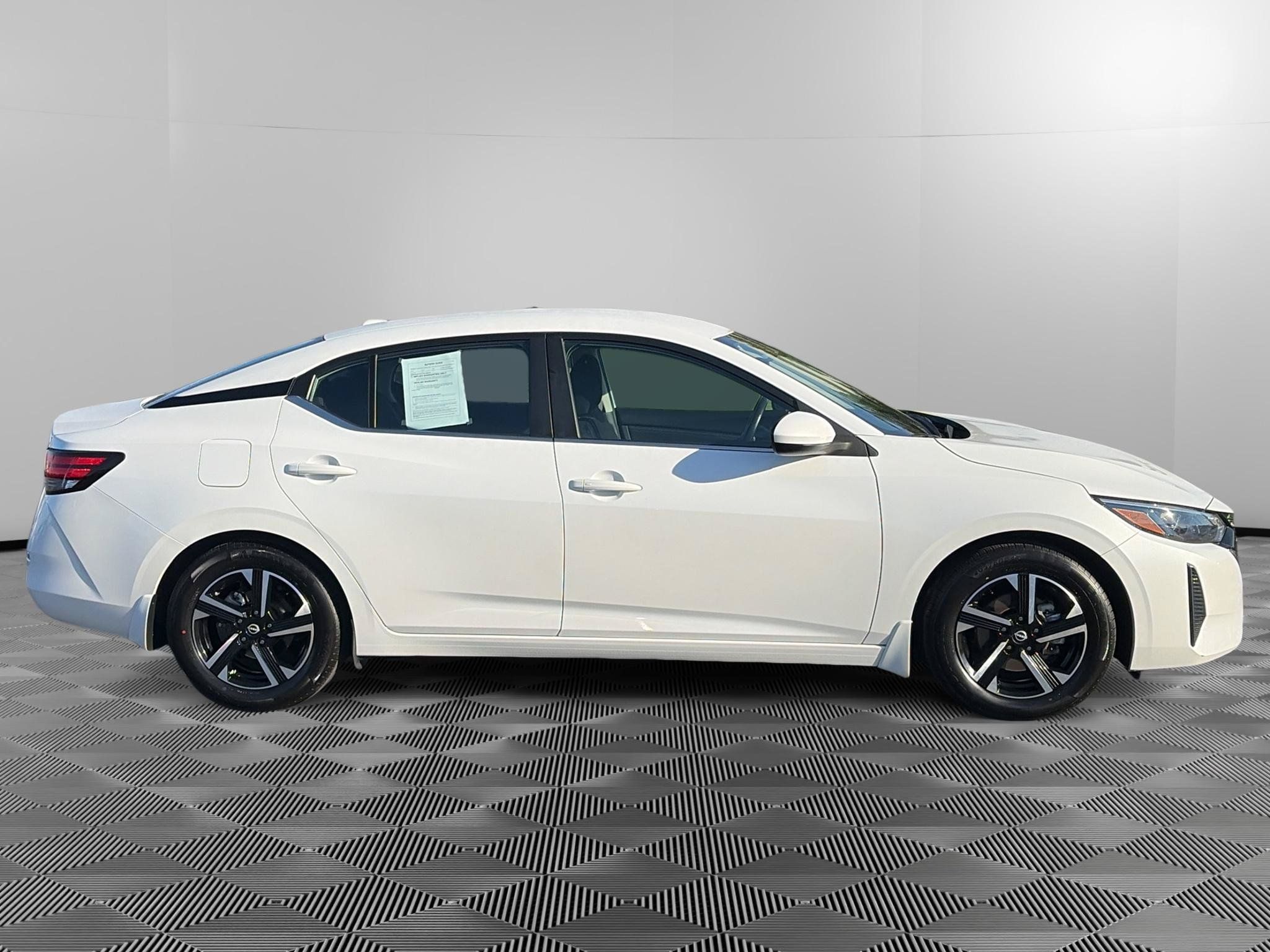 Used 2024 Nissan Sentra SV w/ All-Weather Package FWD image 8
