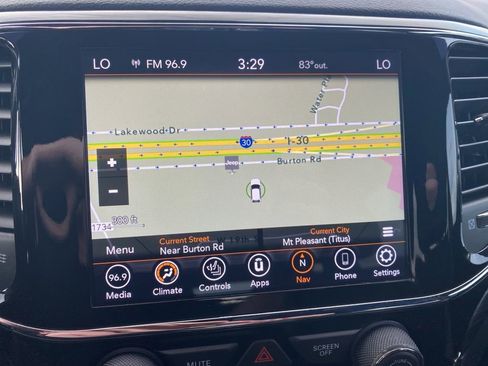 Used 2021 Jeep Grand Cherokee Laredo X image 24