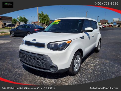 Used 2016 Kia Soul w/ Option Group 020 FWD image 1
