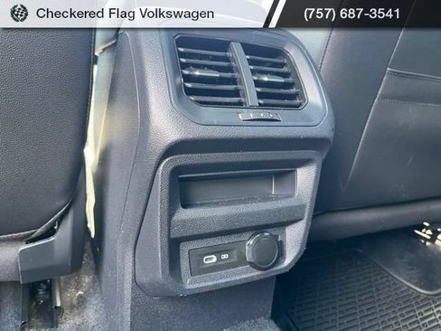 Used 2022 Volkswagen Tiguan SEL R-Line AWD/4WD image 29