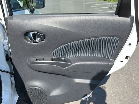 Used 2015 Nissan Versa Note SV FWD image 37
