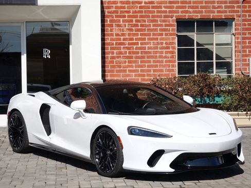 Used 2023 McLaren GT RWD image 1
