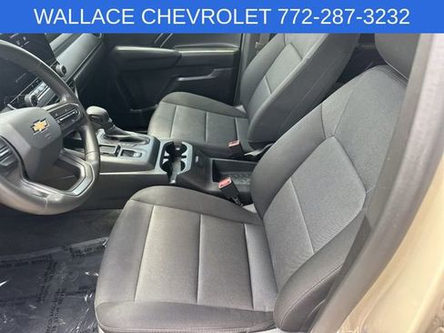 Used 2024 Chevrolet Colorado W/T RWD image 15