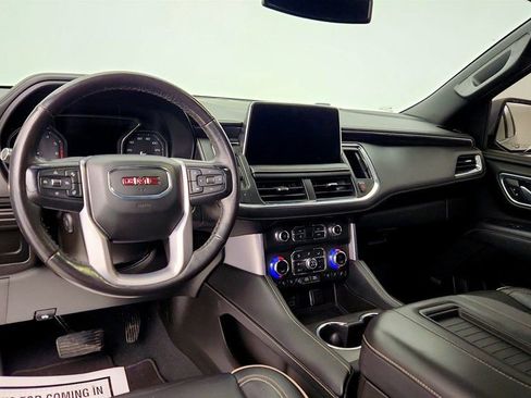 Used 2021 GMC Yukon SLT w/ SLT Premium Package image 13