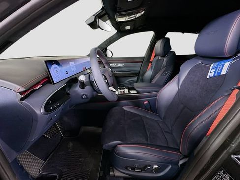 New 2027 Genesis GV70 3.5T Prestige AWD/4WD image 16