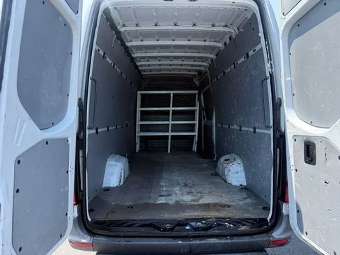 Used 2021 Mercedes-Benz Sprinter 2500 w/ Driver Convenience Package image 34