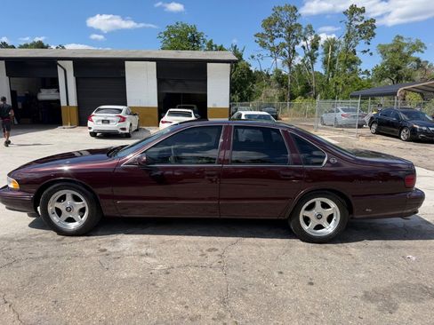 Used 1996 Chevrolet Impala SS RWD image 2