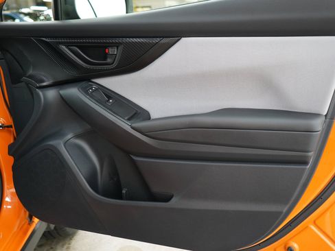 Used 2019 Subaru Crosstrek 2.0i Premium w/ Eyesight System AWD/4WD image 9