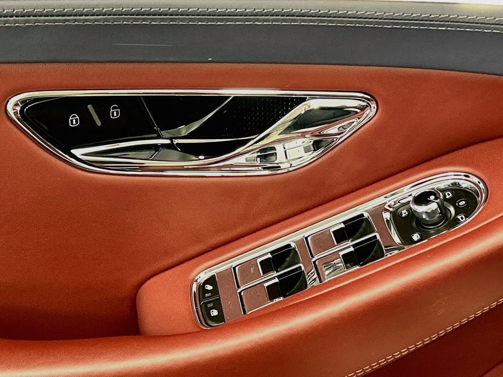 Certified 2022 Bentley Continental GT AWD/4WD image 29