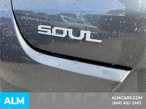 Used 2025 Kia Soul LX w/ LX Technology Package FWD image 6