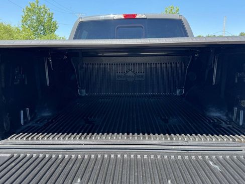 Used 2018 Ford F150 XLT w/ Equipment Group 302A Luxury AWD/4WD image 16