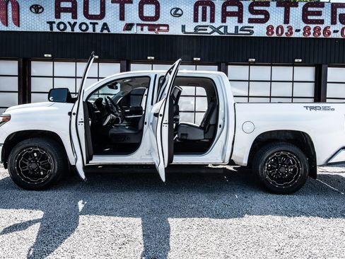 Used 2021 Toyota Tundra SR5 w/ SR5 Leather Package RWD image 20