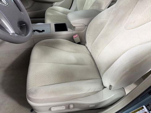 Used 2009 Toyota Camry LE image 12