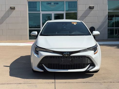 Used 2022 Toyota Corolla SE FWD image 3