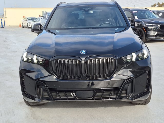 Certified 2024 BMW X5 xDrive50e w/ M Sport Package AWD/4WD image 2