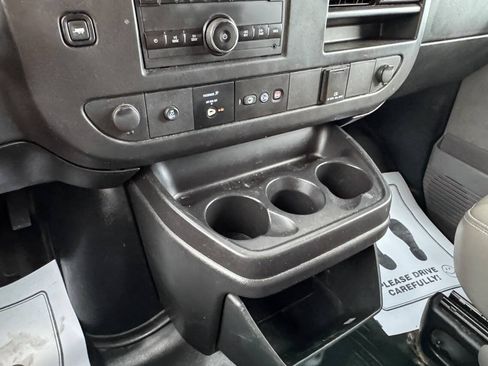Used 2017 Chevrolet Express 3500 LS RWD image 33