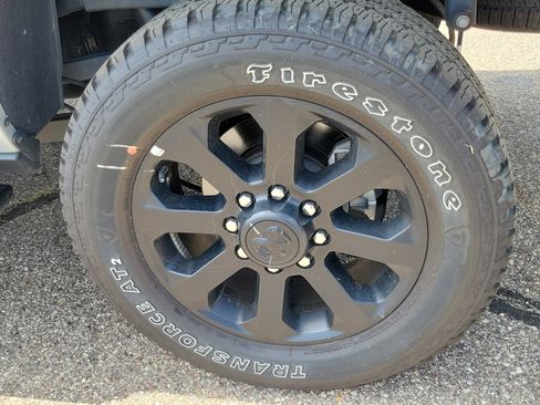 Used 2026 RAM 2500 Big Horn AWD/4WD image 5