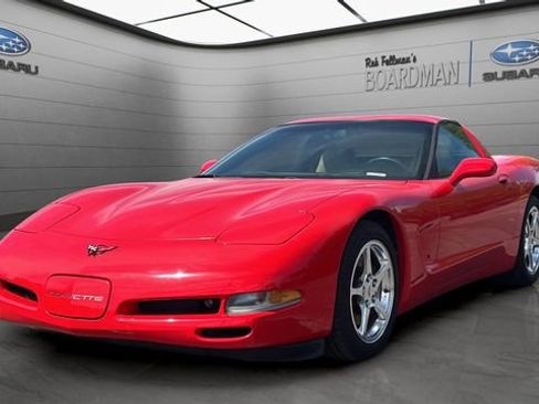 Used 2004 Chevrolet Corvette Coupe w/ Roof Package RWD image 11