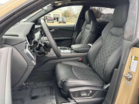 Used 2024 Audi SQ8 Prestige image 15