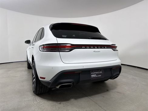Certified 2025 Porsche Macan image 20