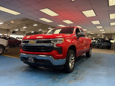 New 2026 Chevrolet Silverado 1500 LT w/ Z71 Off-Road Package AWD/4WD image 10