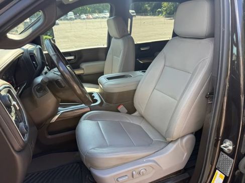 Used 2020 Chevrolet Silverado 2500 LTZ w/ LTZ Plus Package AWD/4WD image 9