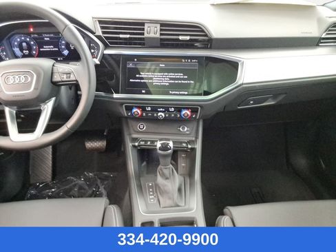 Used 2025 Audi Q3 2.0T Premium w/ Convenience Package image 13
