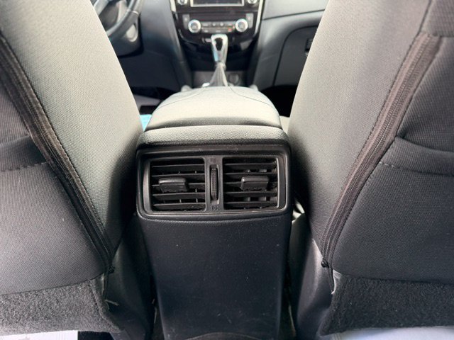 Used 2019 Nissan Rogue SV FWD image 19