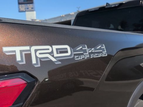 Used 2023 Toyota Tundra Limited AWD/4WD image 9