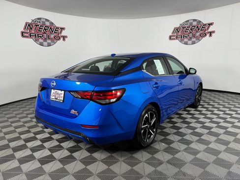 Used 2025 Nissan Sentra SV FWD image 7