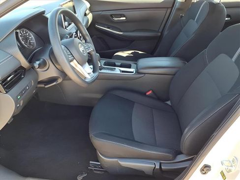 Used 2023 Nissan Sentra SV image 14