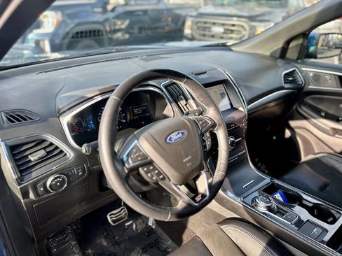 Used 2019 Ford Edge ST w/ Cold Weather Package image 8