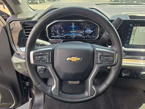 Certified 2024 Chevrolet Silverado 1500 LT AWD/4WD image 32