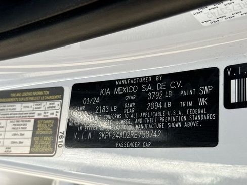 Used 2024 Kia Forte LXS image 32