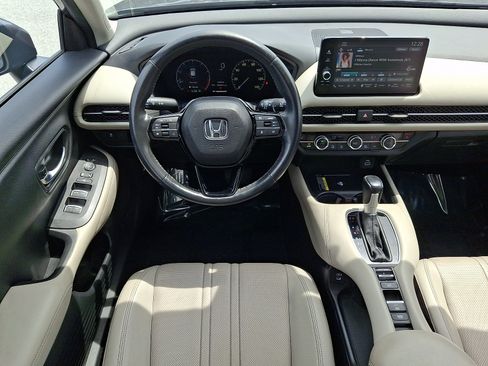Used 2024 Honda HR-V EX-L image 11