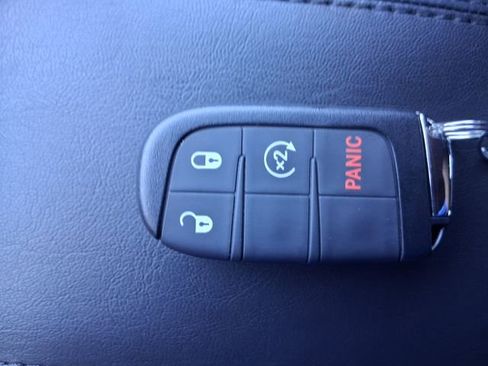 New 2026 Jeep Compass Latitude image 29