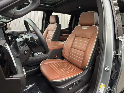 Used 2026 GMC Sierra 1500 Denali Ultimate AWD/4WD image 19