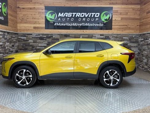 Used 2024 Chevrolet Trax RS w/ Driver Confidence Package FWD image 6