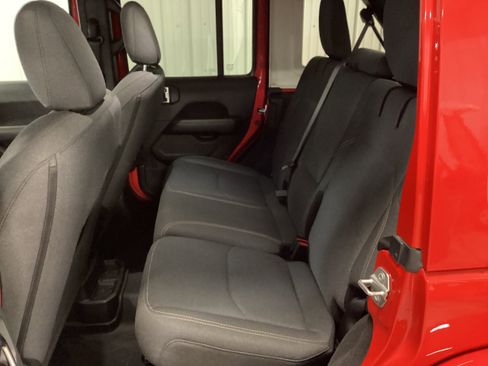 Used 2025 Jeep Wrangler Backcountry image 34