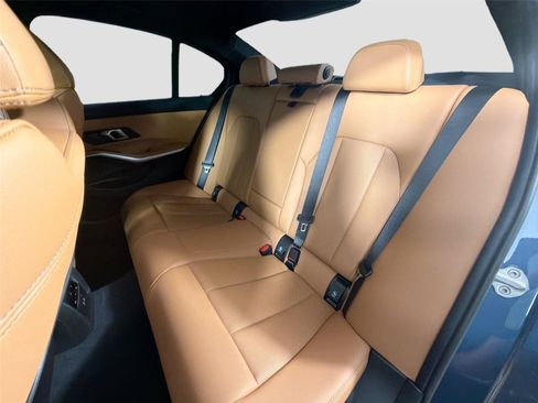 New 2026 BMW 330i xDrive Sedan w/ Premium Package AWD/4WD image 23