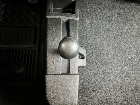 Used 2019 Chevrolet Silverado 1500 Custom w/ Custom Convenience Package AWD/4WD image 20