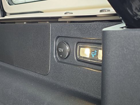 New 2025 Ford Bronco Raptor image 8