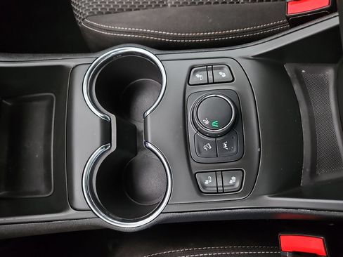 Used 2023 GMC Terrain SLE w/ Driver Convenience Package FWD image 25