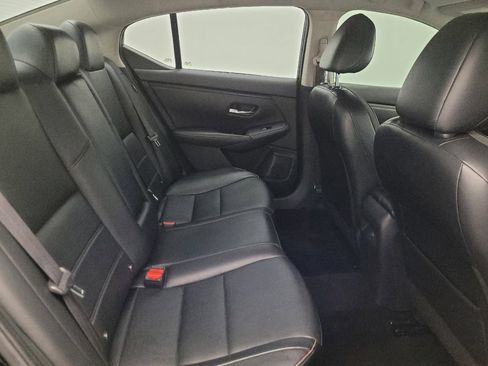 Used 2021 Nissan Sentra SR w/ SR Premium Package FWD image 19