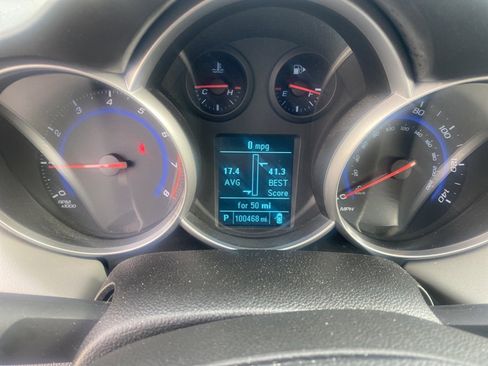 Used 2015 Chevrolet Cruze Eco image 6