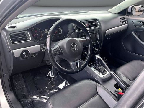 Used 2014 Volkswagen Jetta SE FWD image 15