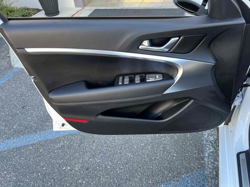 Used 2026 Genesis G70 2.5T RWD image 64